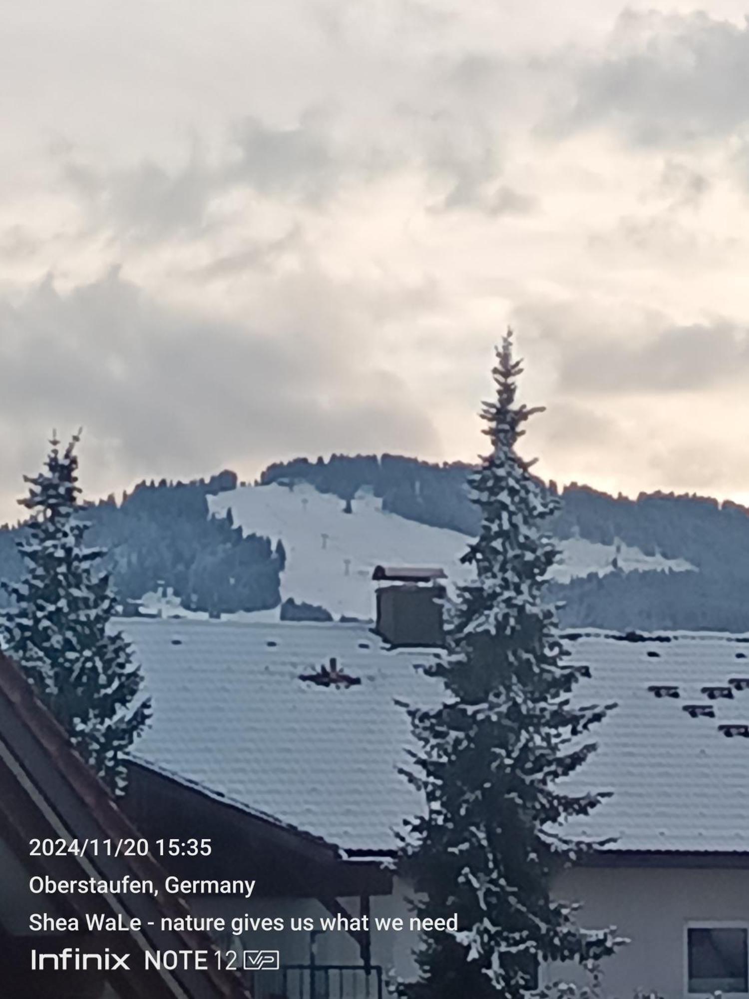 Allgaeu Vibes - Fusslaeufige Erreichbarkeit Vom Bahnhof, Mit Aussicht, Wettergeschuetzter Balkon אוברשטאופן מראה חיצוני תמונה